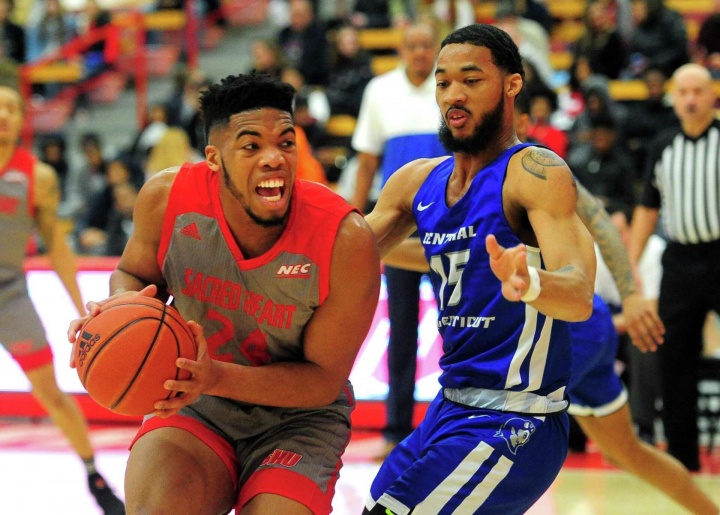 直播吧：NBL最佳国际球员阿诺斯克 自制纪录片10月上线